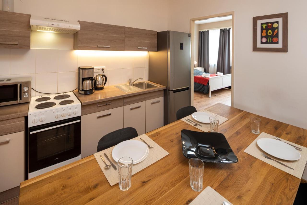 New Town - Apple Apartamento *